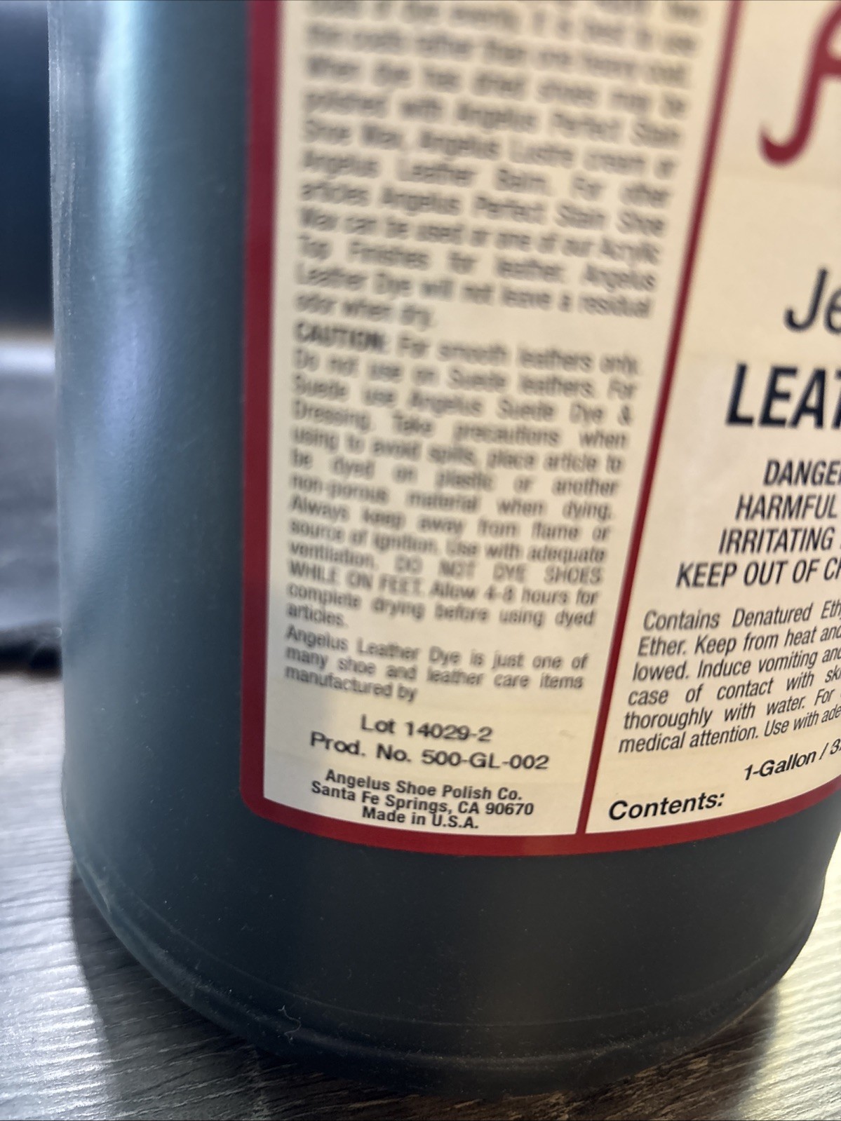 Angelus 1 Gallon Jet Black Leather Dye for Shoes-Boots-Belts-Coats-Crafts!
