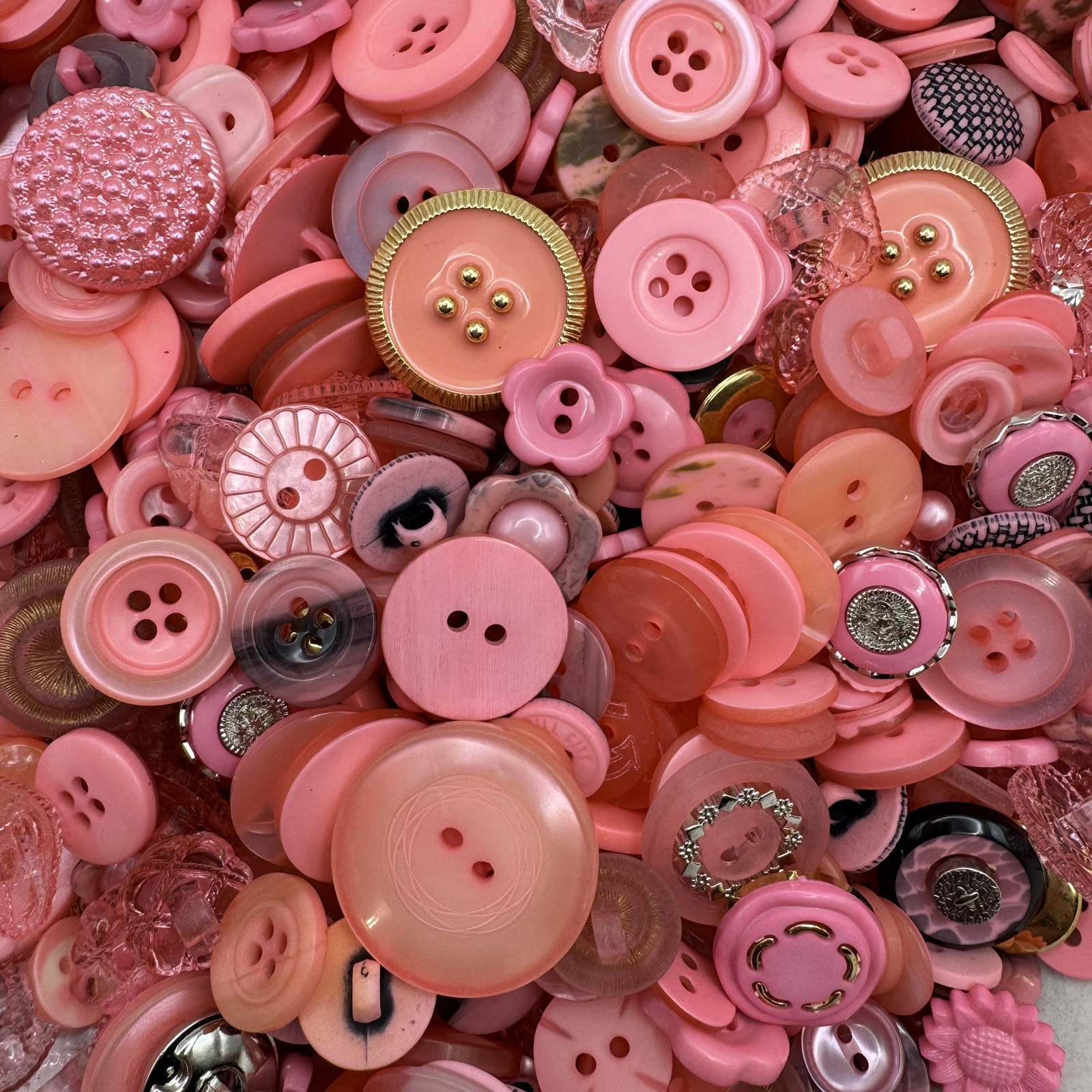 New! Incredible Mixed Lot Dyed PINK Premium Buttons All Sizes For Embellishments