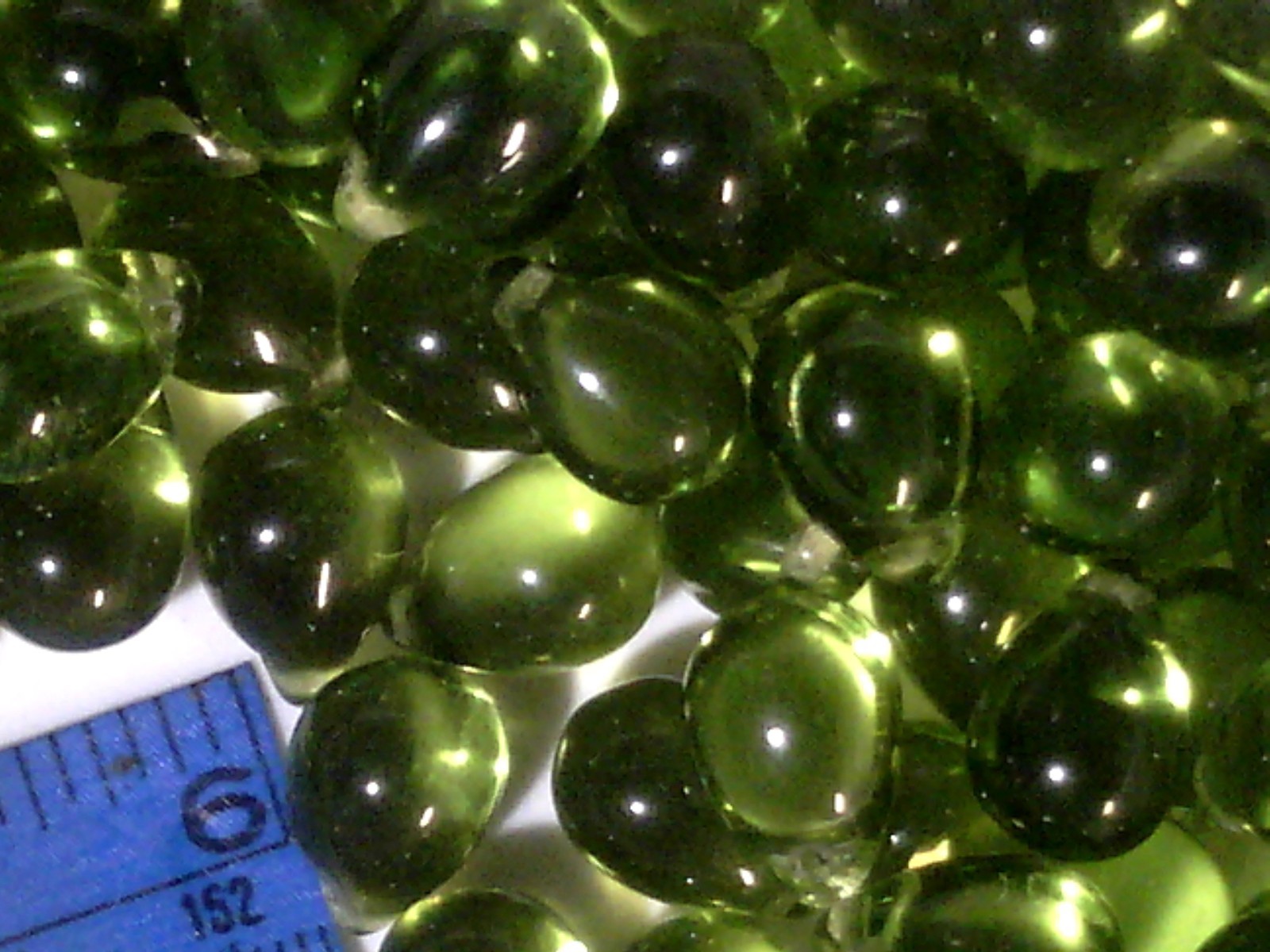 VTG 245 GRAM OLIVE DROPS PRESSED BEAD #101314J LL