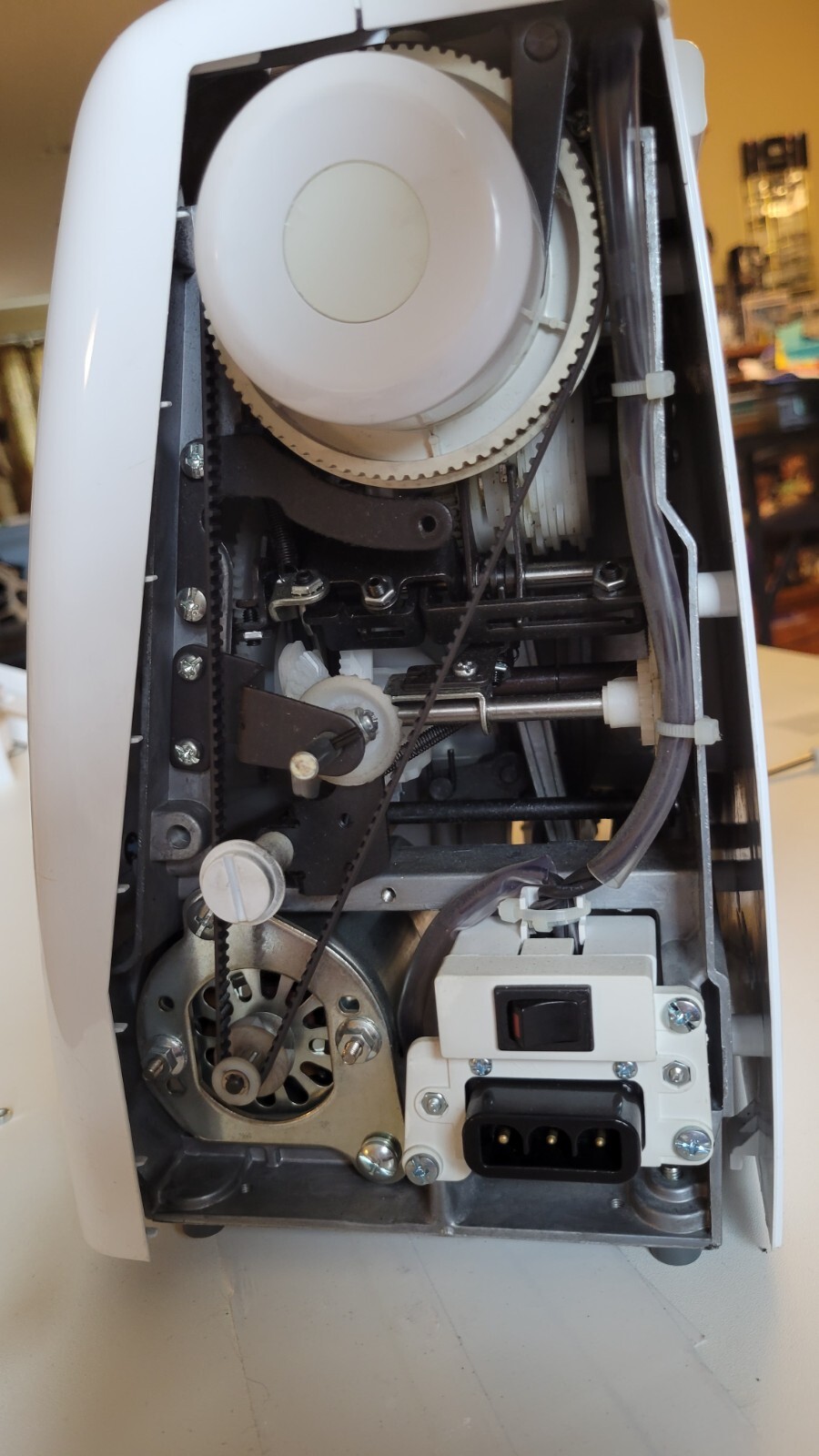 SINGER SIMPLE SEWING MACHINE Model: 3116 “REPLACEMENT PARTS” Multiple Listings B