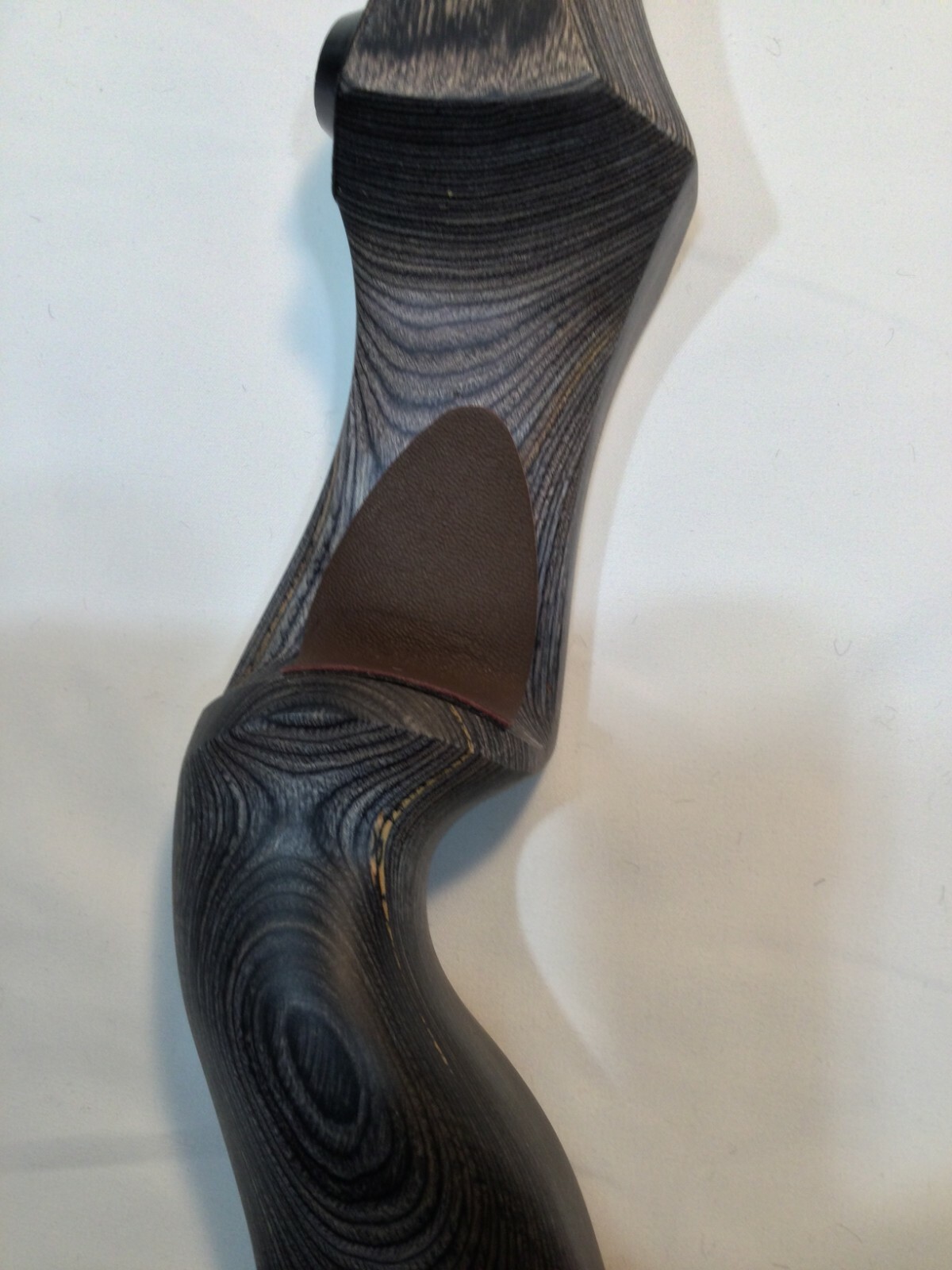 Archery Arrow Rest ADHESIVE LEATHER 5.5″ x 4.5″ PAD Rests Grip FREE SHIPPING