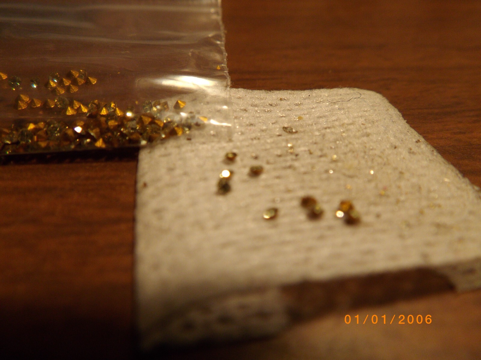 144- Jonquil 1mm/PP7/SS3 Loose Round Rhinestones