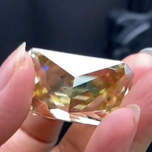 3.50 Ct Certified VVS1 D Grade Radiant Cut 8×10 MM Natural Yellow Diamond