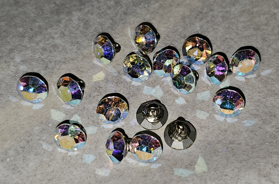 17 Piece AB Aurora Borealis Swarovski Chaton Faceted Vintage Sewing Buttons