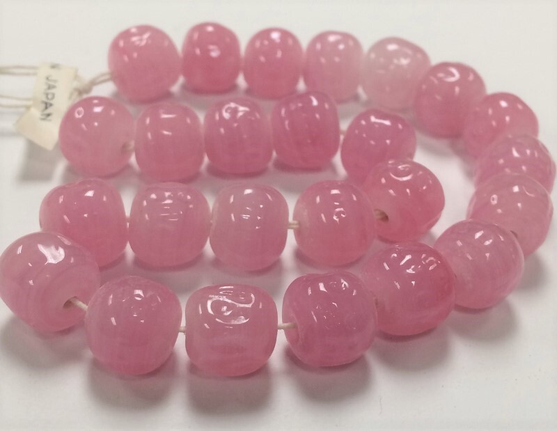 24 VINTAGE JAPAN CHERRY BRAND GLASS ROSE QUARTZ 12mm. BAROQUE ROUND BEADS 4635T