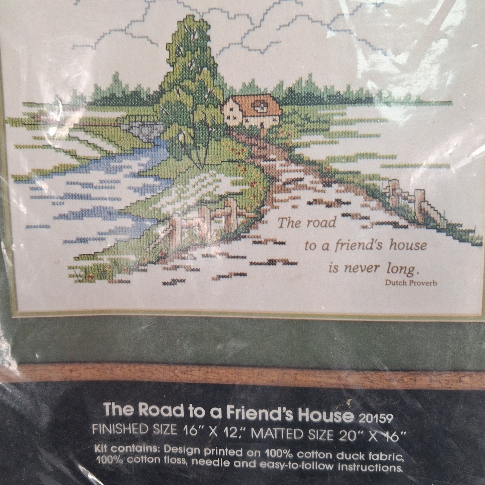 Golden Bee Stamped Cross Stitch Kit Unisex 16×12 Green Road to Friend’s House