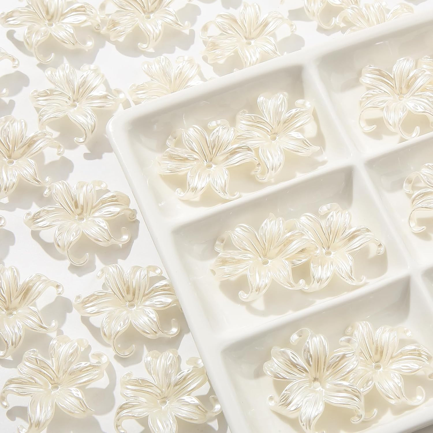 40pcs Flower Shape Beads White Pearl Flower Beads Color Lily Beads for DIY Craft
