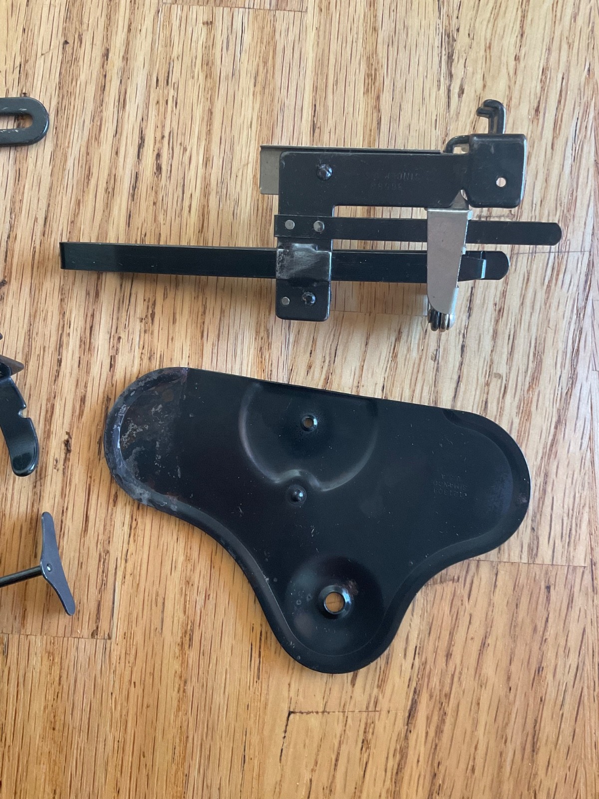 Singer Blackside Sewing Feet & Attachments Low Shank 221, 201, etc