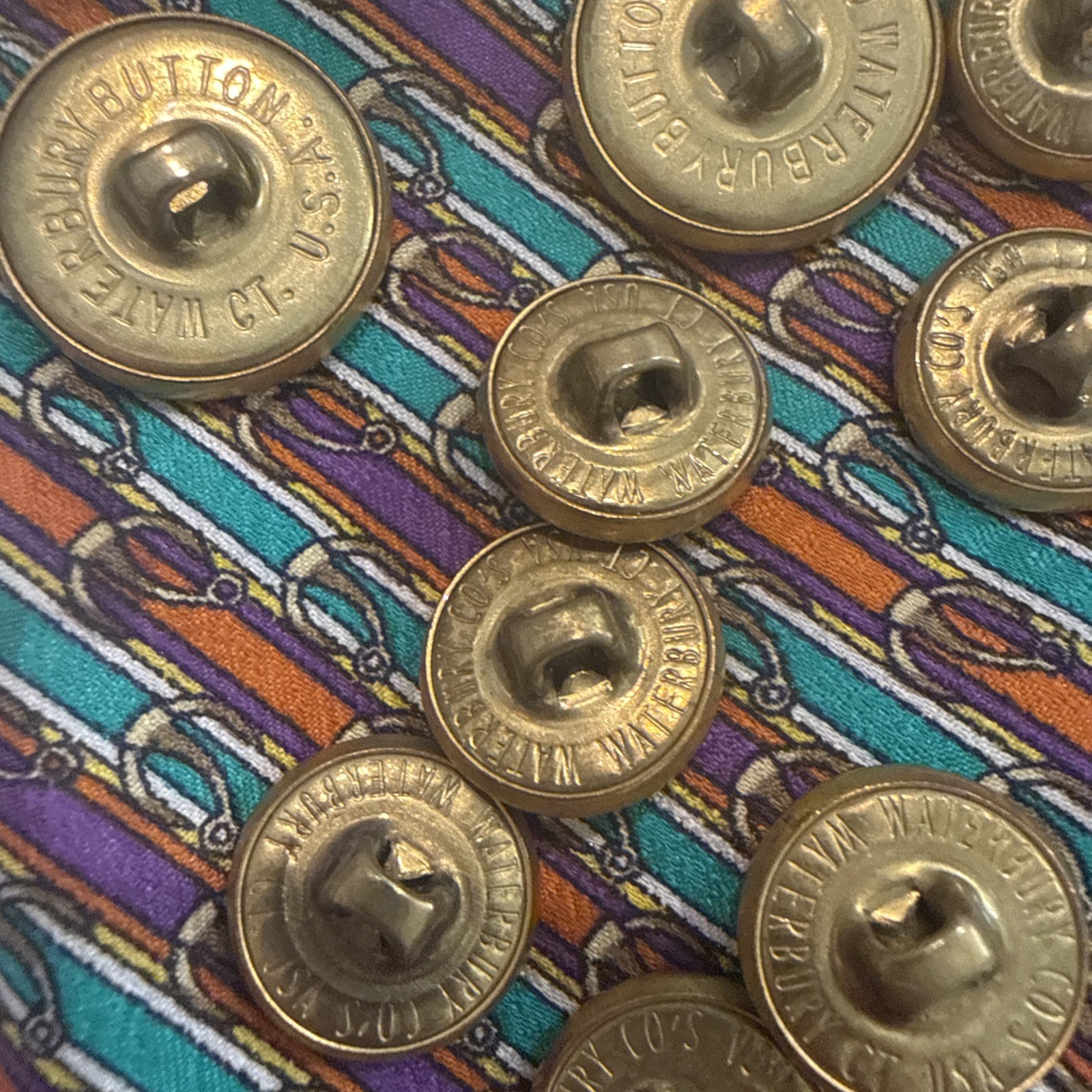 HSM WATERBURY metal brushed gold tone set 10 Blazer Replacement Buttons -RS26