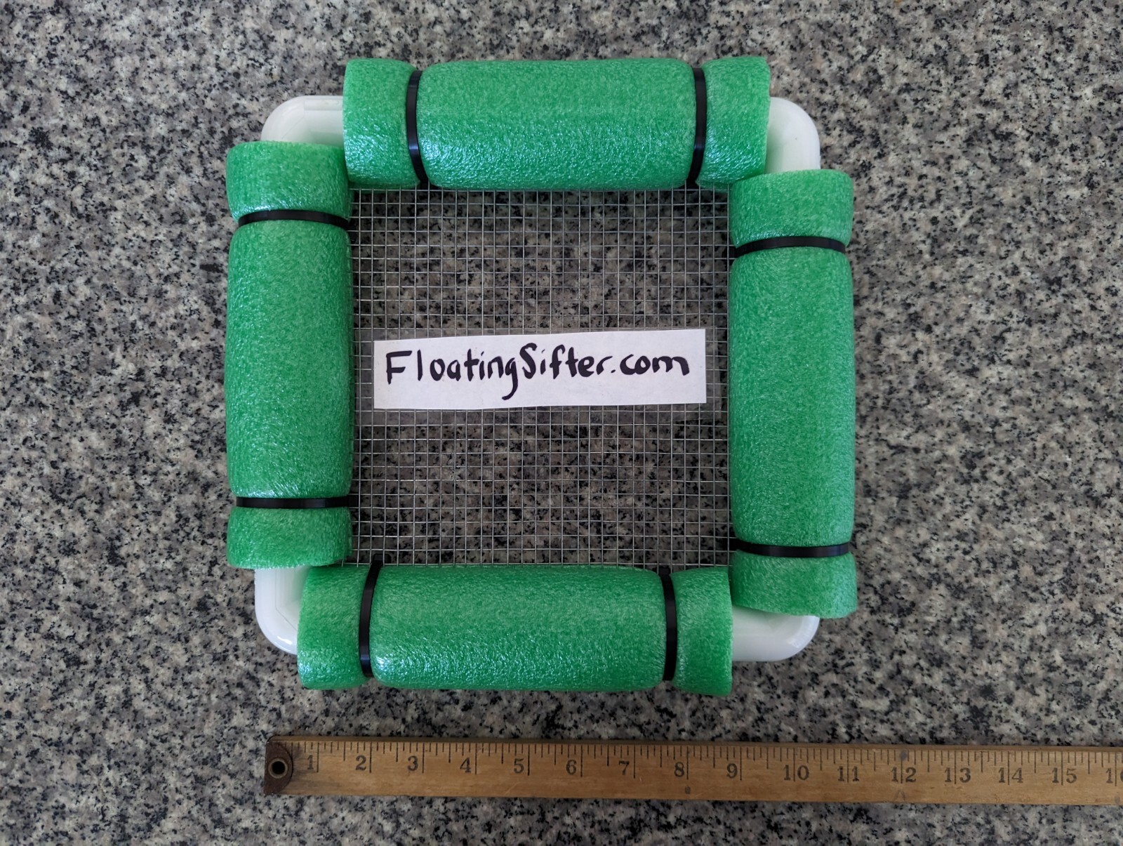 Travel Size Floating Sifter