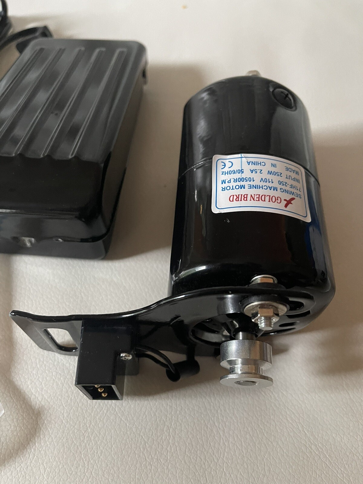 Monster 250 Watts Sewing Machine Motor. 10500 RPM. Variable Speed. 110v