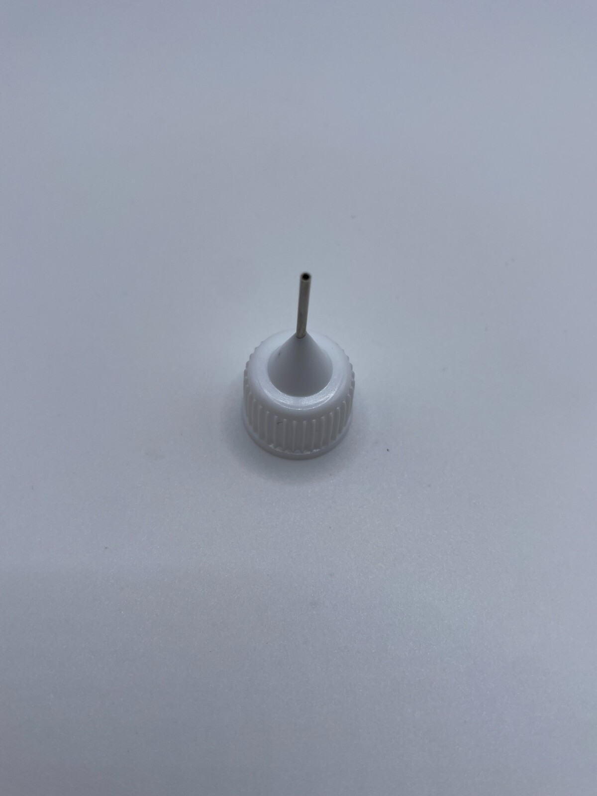 Glue Bottle 30ml Squeeze Plastic with Needle Applicator Great for Repair