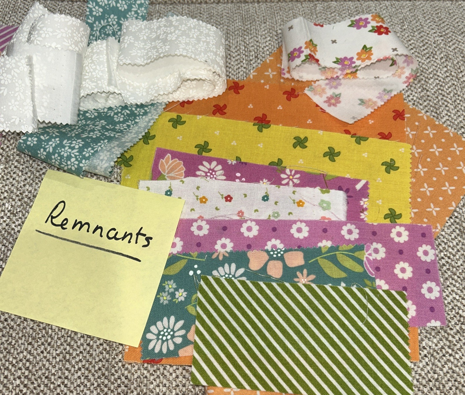 Lot of Assorted Sizes & Prints Laguna Sunrise Moda Sherri Chelsi Fabric Material