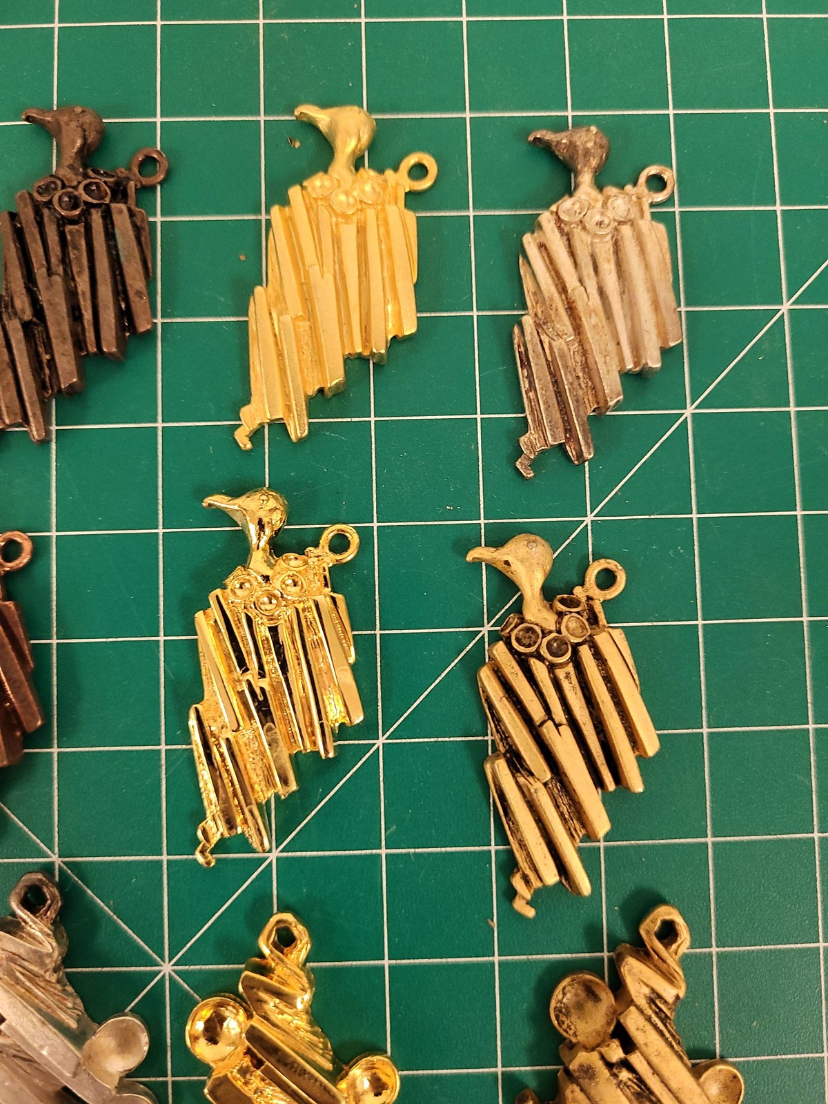 Lot 29 Metal Pendants Abstract Charms Bulk Jewelry Making Supplies Gold Silver