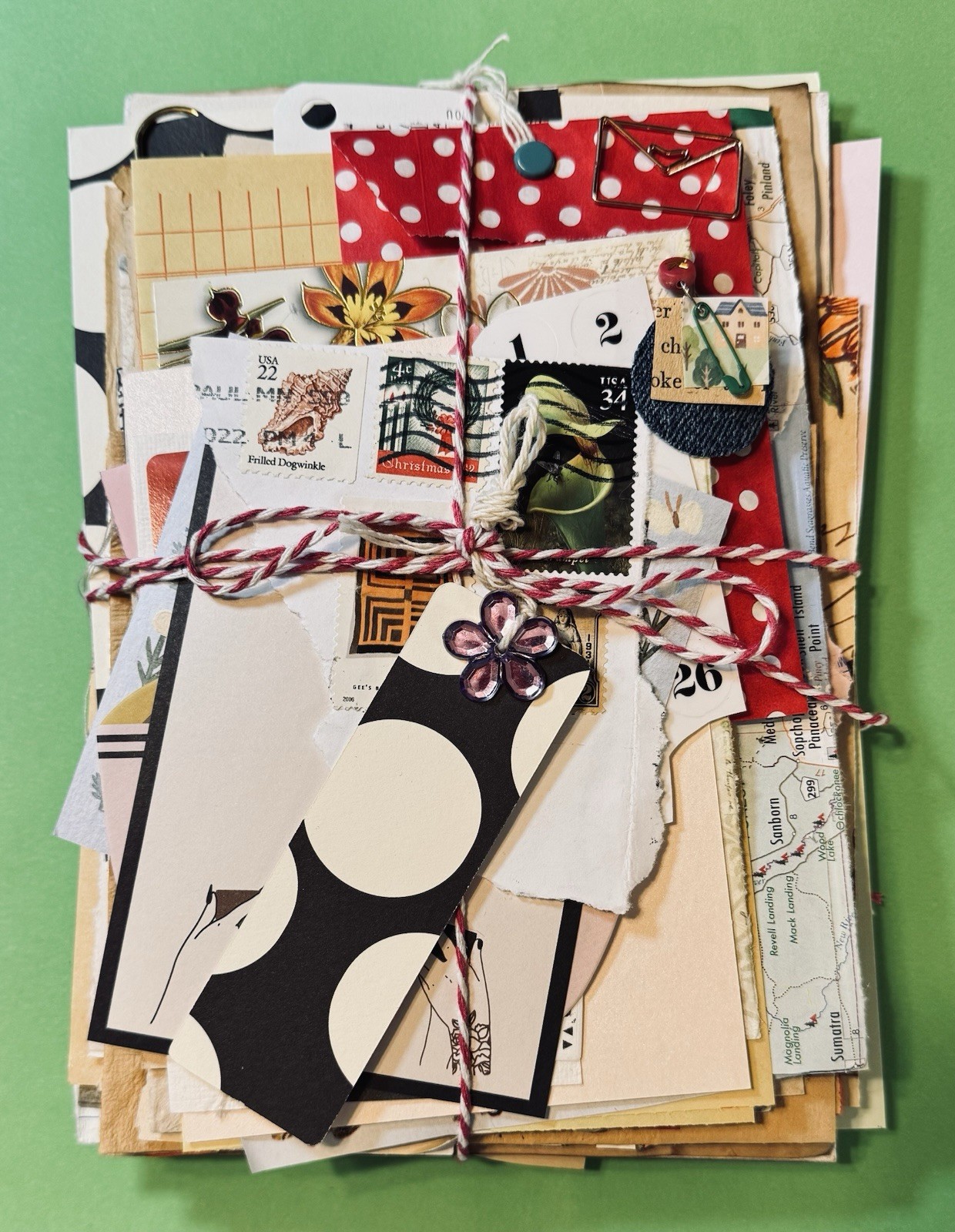 100+ Piece Junk Journal Supply Ephemera Vintage Modern Lot Paper Unique Mystery