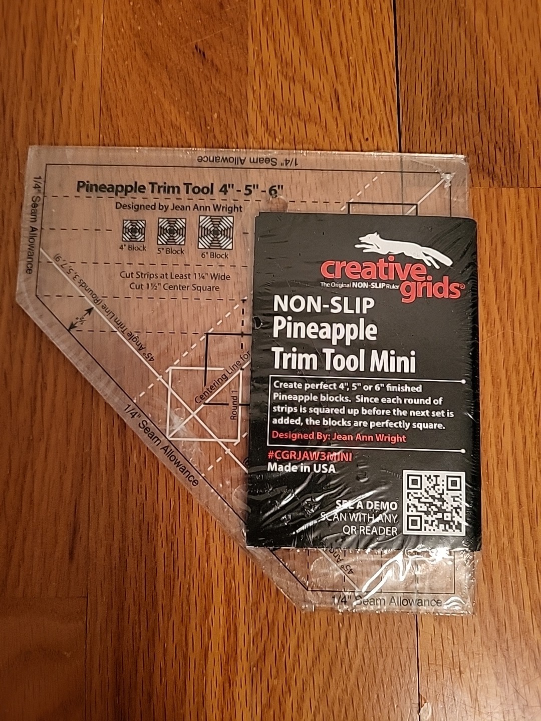 Creative Grids Pineapple Trim Tool Mini Sewing and Quilting Ruler CGRJAW3MINI