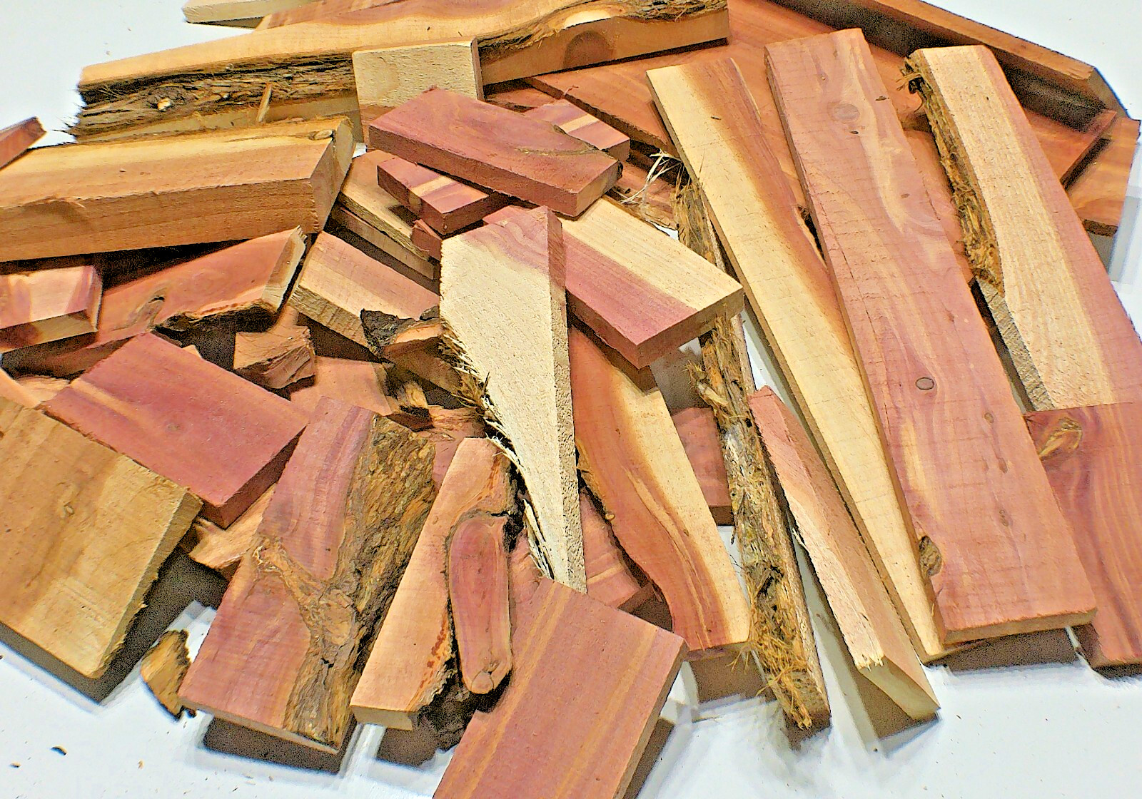 Aromatic Red Cedar Wood Milled Kiln Dried 10LBS Craft Project Pieces SHIPs FREE!