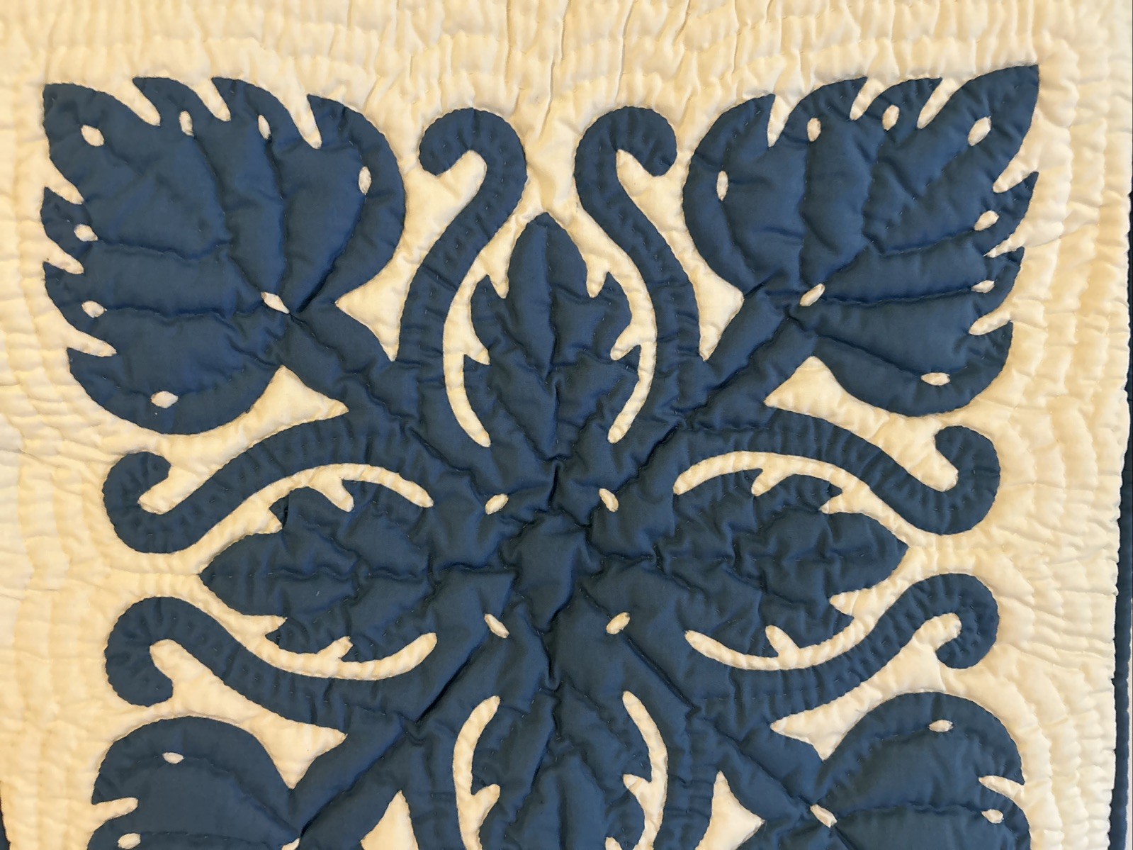1Hawaiian Handmade Appliqué Pillow Throw Cover– 18/18 Blue Floral Free Shipping