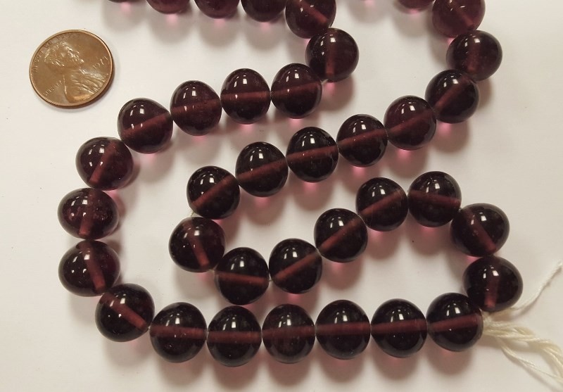 24 VINTAGE JAPANESE 1950’s CHERRY BRAND GLASS AMETHYST 12mm. ROUND BEADS 4683