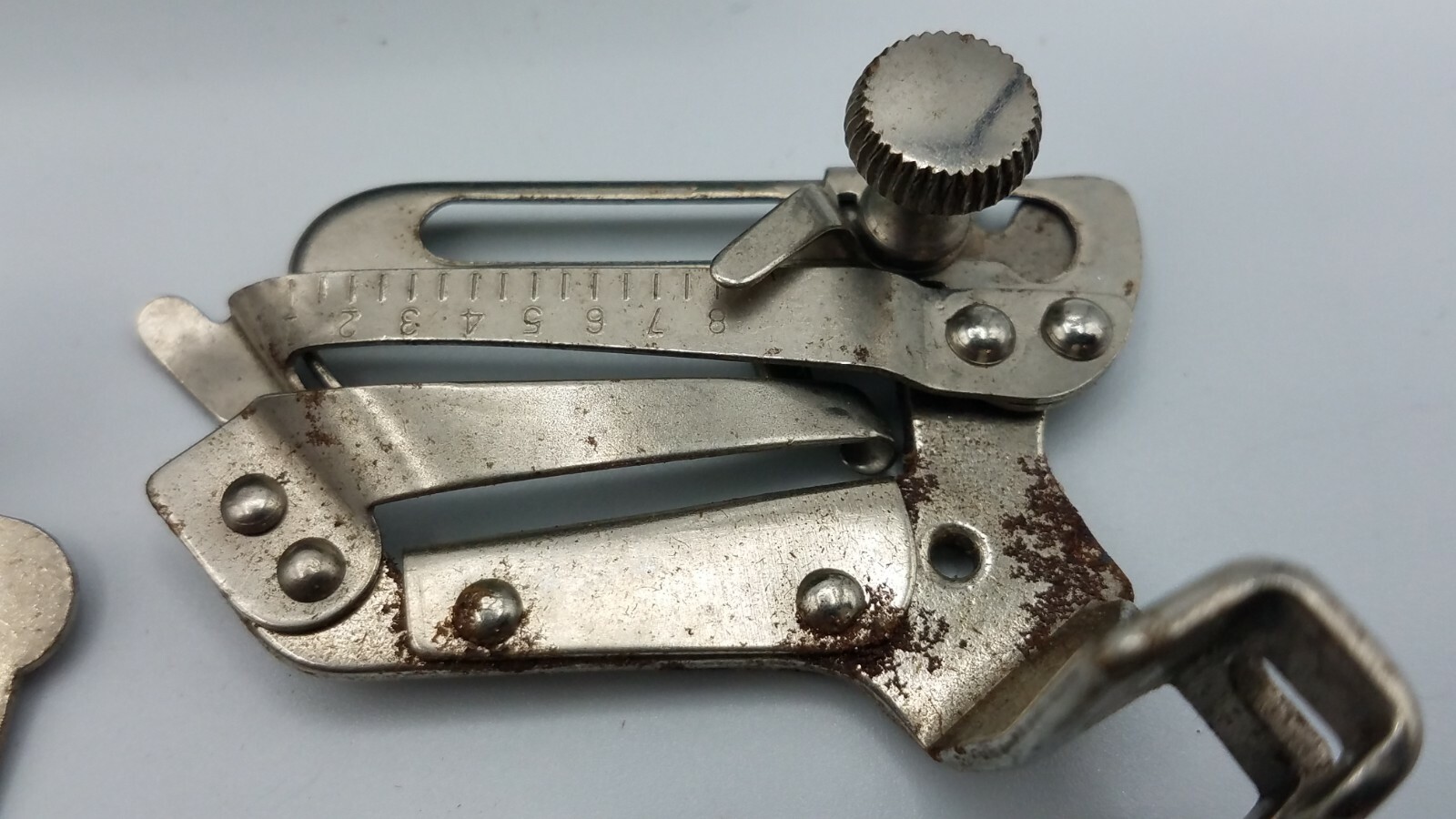 VTG Singer Simanco Greist Sewing Machine Parts Lot Multiple Parts & Accessories