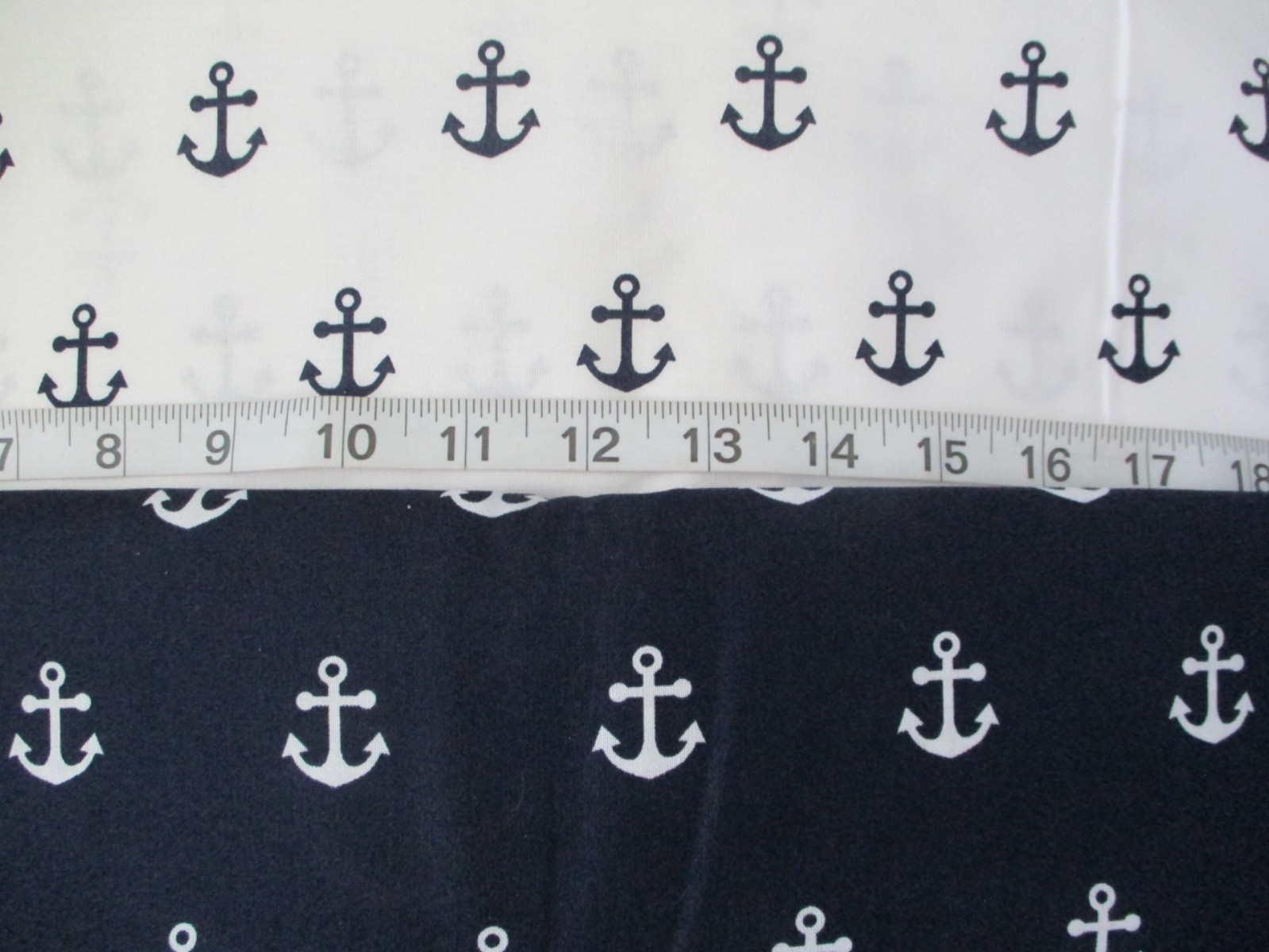 *FABRIC: Nautical Anchor Fabric Navy or White BTHY Cotton Quilt Craft Sew (F29)
