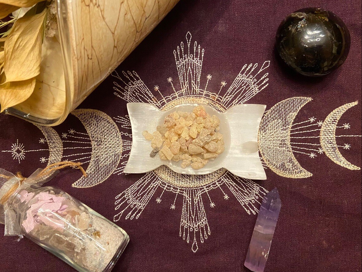 Boswellia Serrata Resin, Indian Frankincense, Dispel Negativity, Cleanse