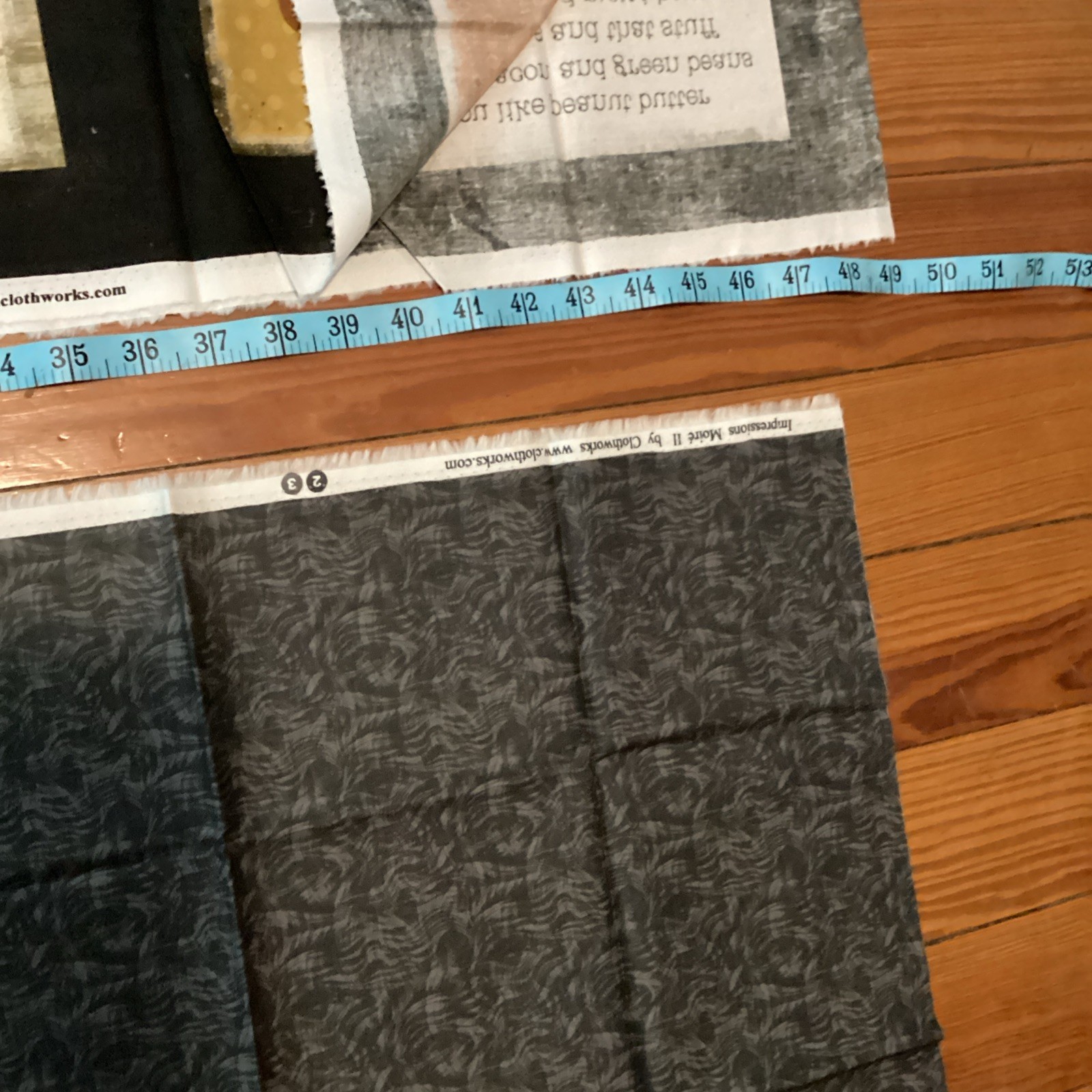 Villa Rosa Designs Quilt Kit 45” x 54” – A Dog’s Life Clothworks Fabric