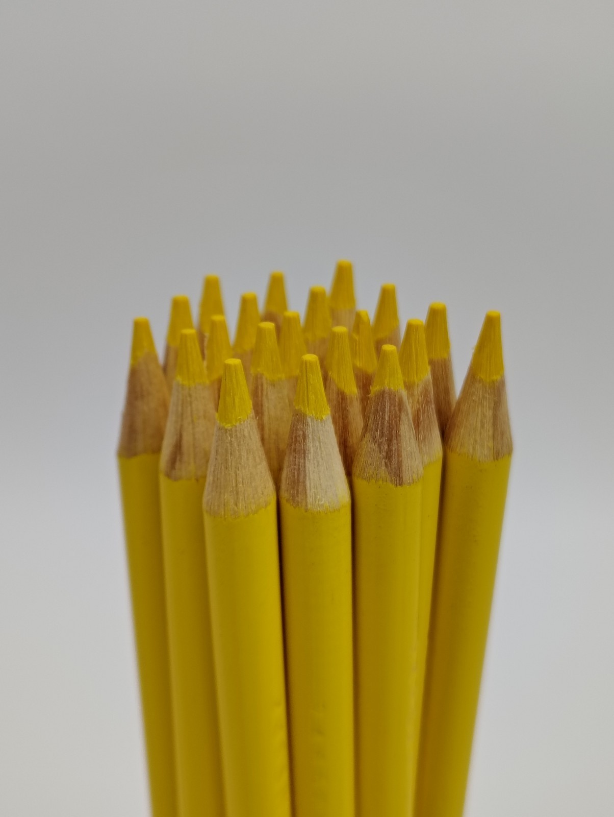 20x YELLOW Crayola Colored Pencils Bulk Lot Single Color Art Classroom Supplies