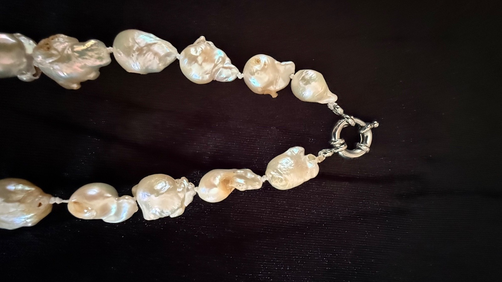 Vintage Freshwater Baroque Pearl Necklace with Metallic Clasp 17.5″ Long
