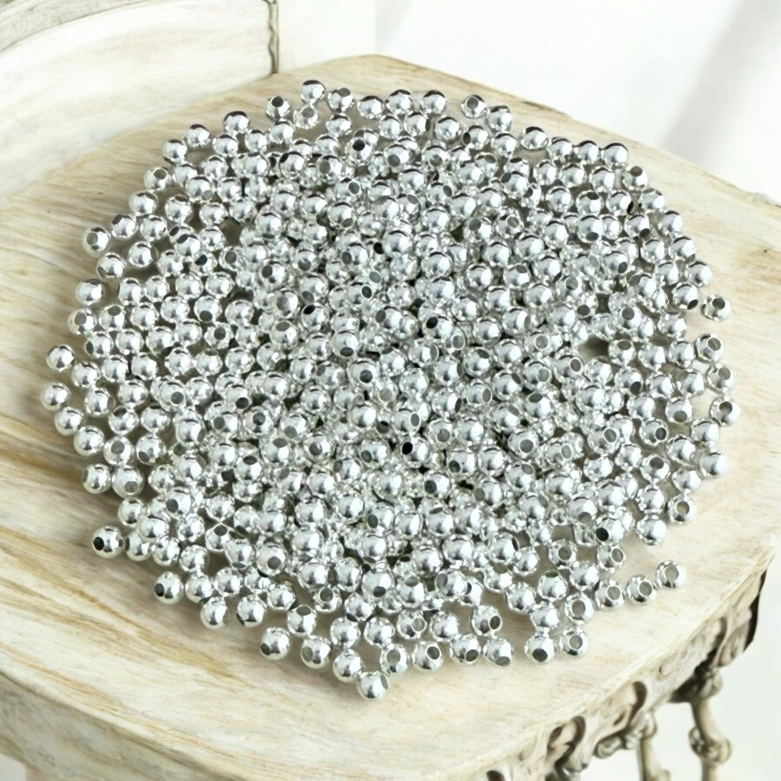 500 Bright Silver Spacer Beads 3mm Round Seamless 1.4mm Hole Jewelry Findings