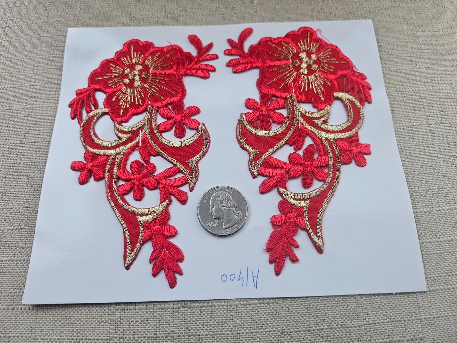 Red Embroidered Patches Iron On Floral Flower W/ Leaves Red/Gold Tone Set 2