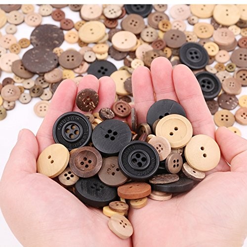 650 Pieces Assorted Sizes Resin Buttons 2 and 4 Holes Coconut shell color