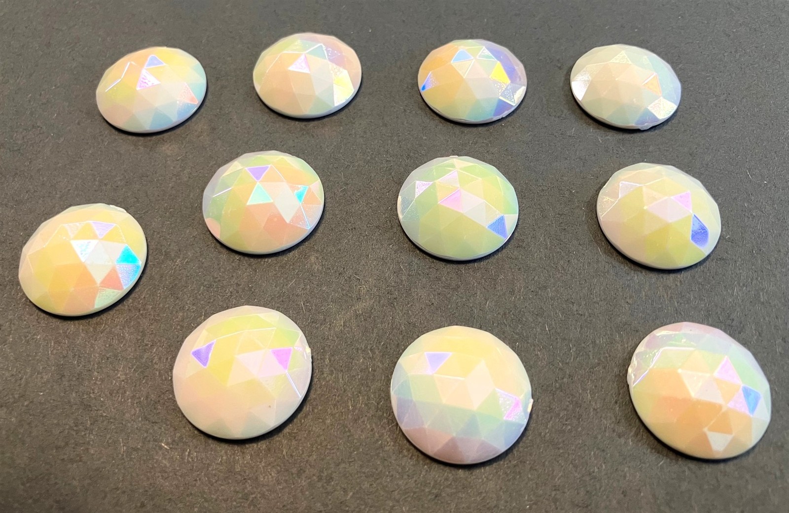 12 Vintage Chalk White Aurora Borealis Acrylic Faceted 20mm. Round Cabochons S12