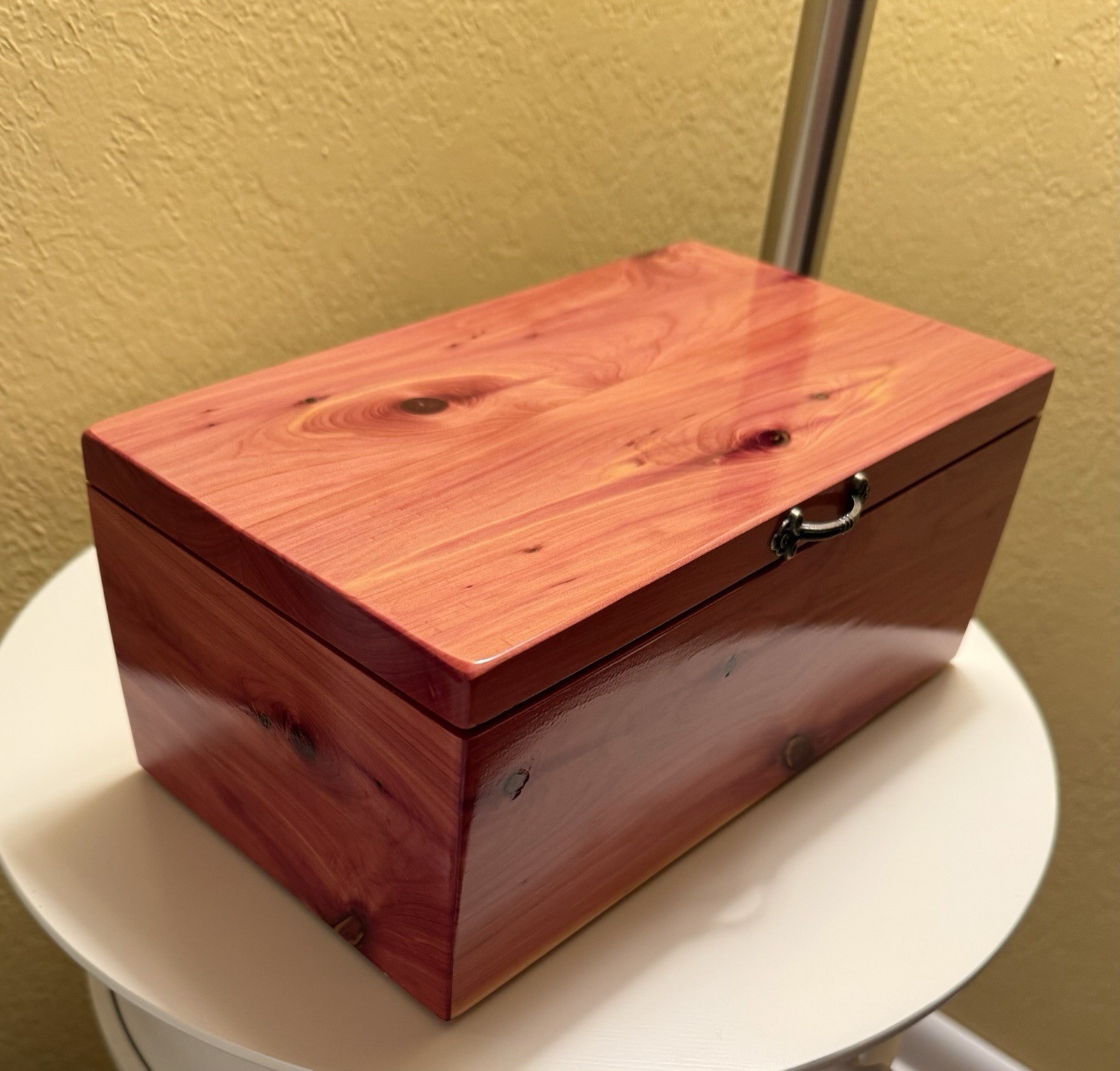 Handmade Aromatic Red Cedar Wood Keepsake Box! Acrylic Clear Coated! Brand New!