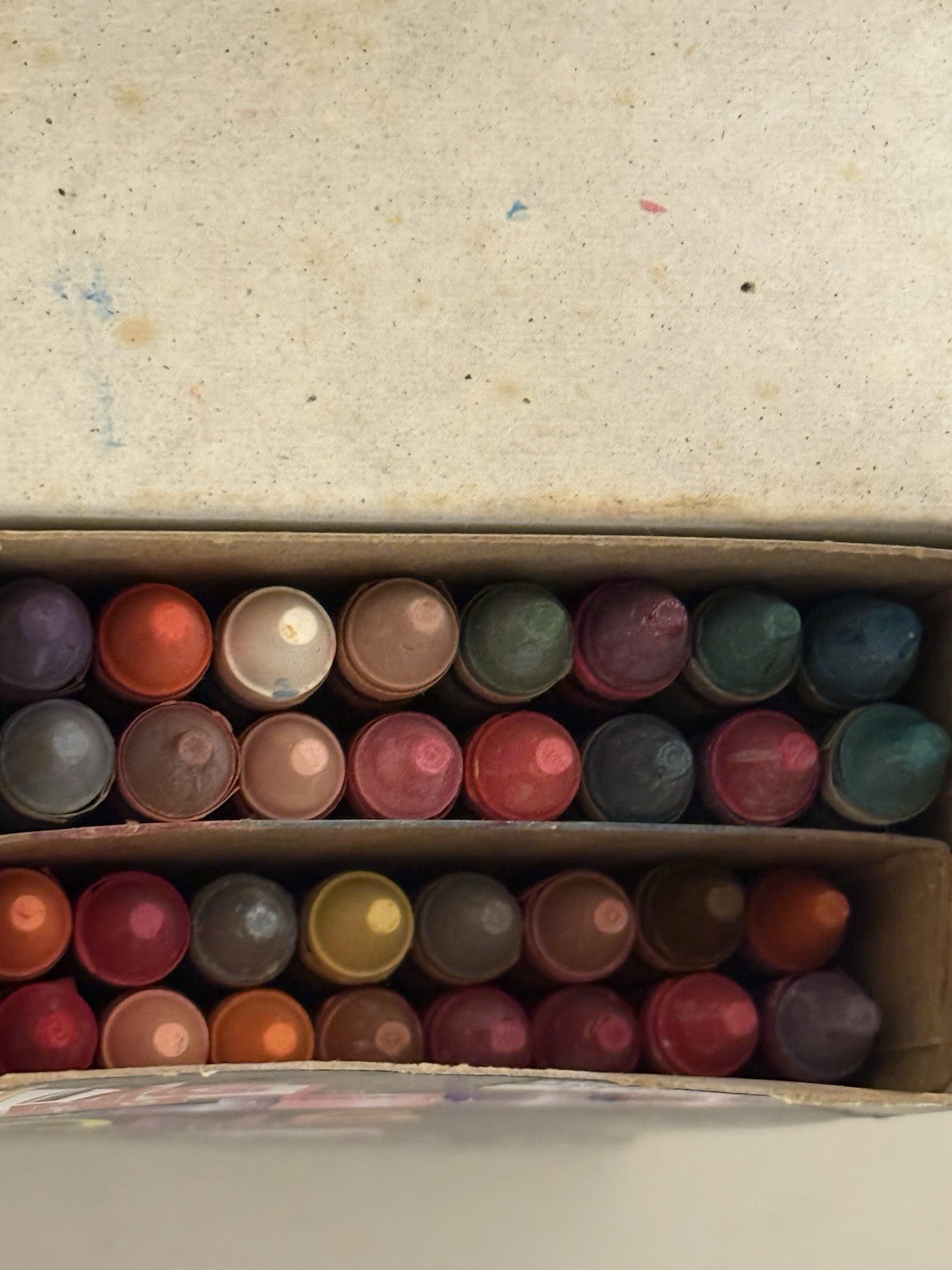 Vintage PRANG 64 Fun Pro Soy Crayons – Crayon Zoo Pandas – Near Mint/Complete