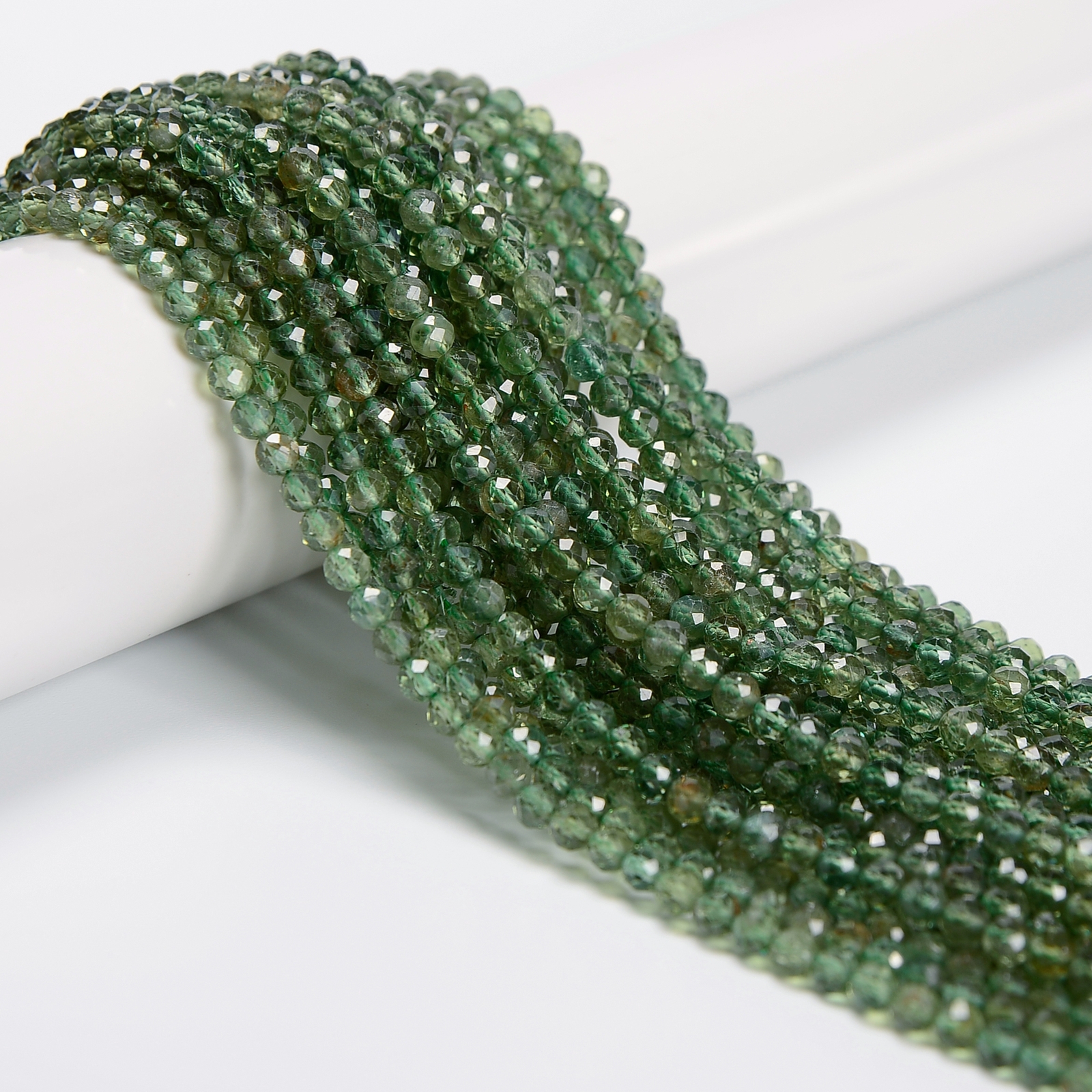 Natural Green Apatite Faceted Round Beads Size 4mm 15.5″ Strand