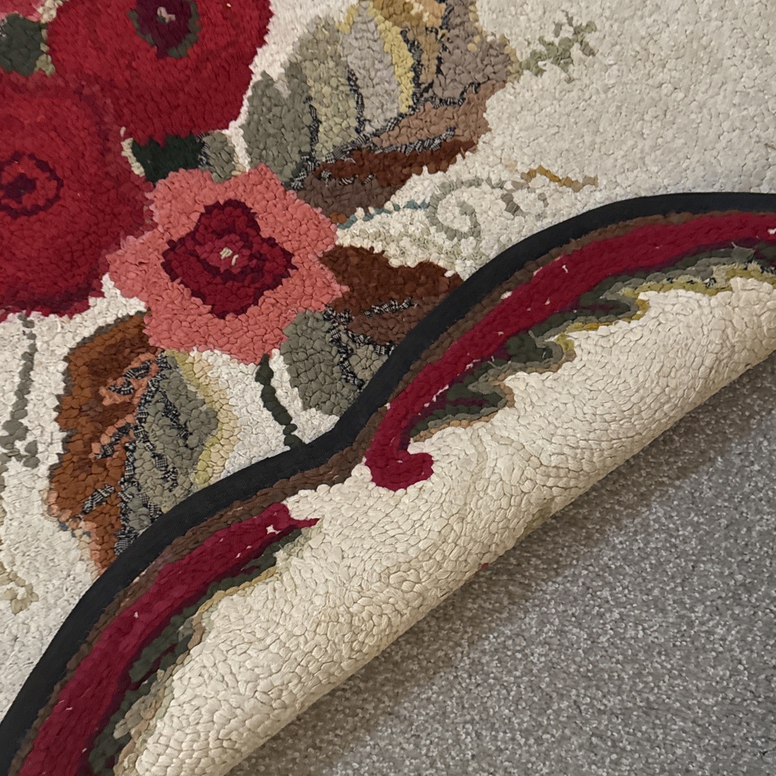 handmade crocheted 46” x 46″ rose rug Flowers Floral Accent Rug