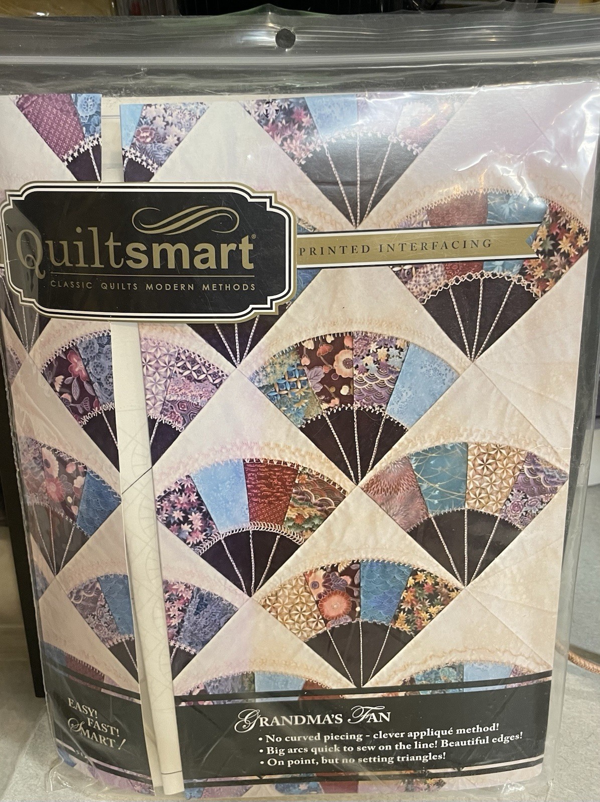 GRANDMA’S FAN Classic Pack Pieced Quilting Pattern Quiltsmart interfacing kit