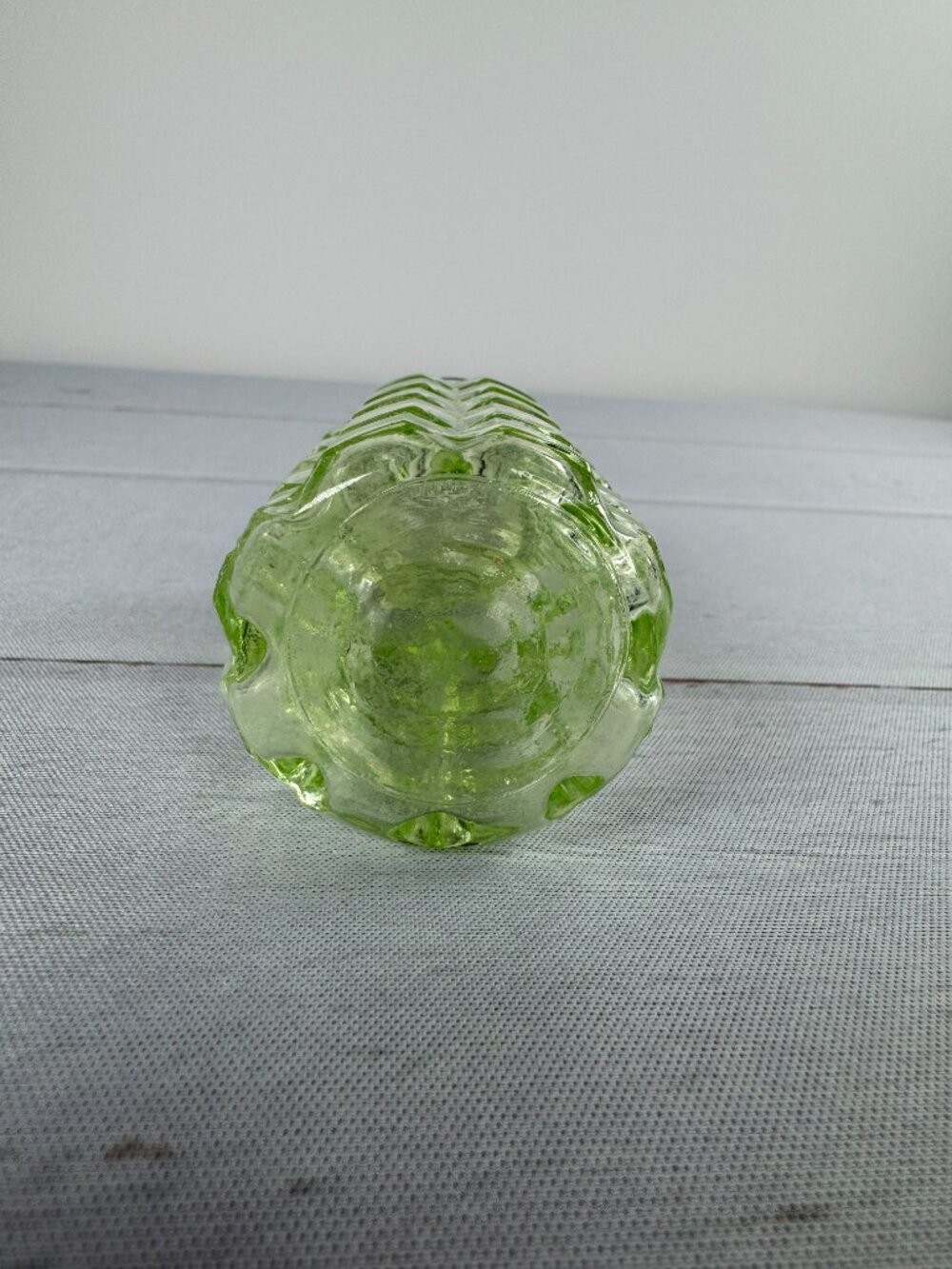Vintage Hazel Atlas Uranium Vaseline Glass Salt Shaker Waffle Block UV Reactive