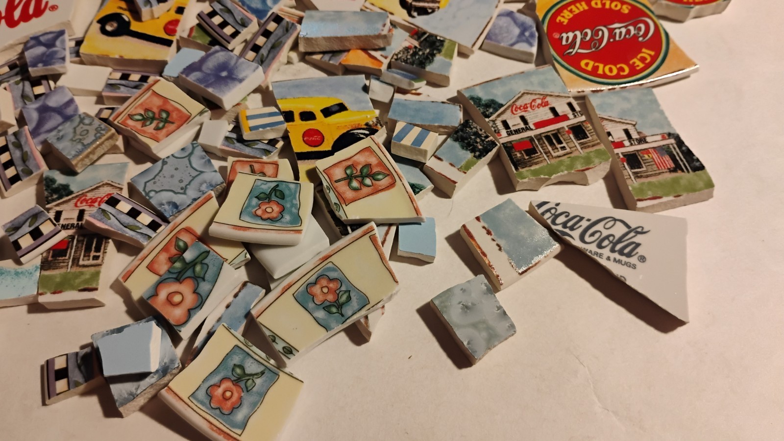 1 Lbs Coca-Cola Broken China Plate Lot #30 Mosaic Tiles