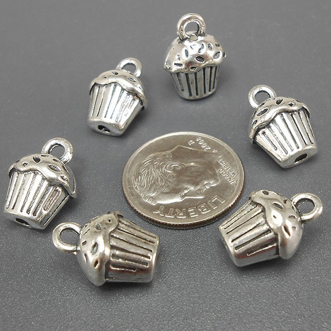 8pcs Cupcake Charms party birthday bakery dessert, jewelry making supplies