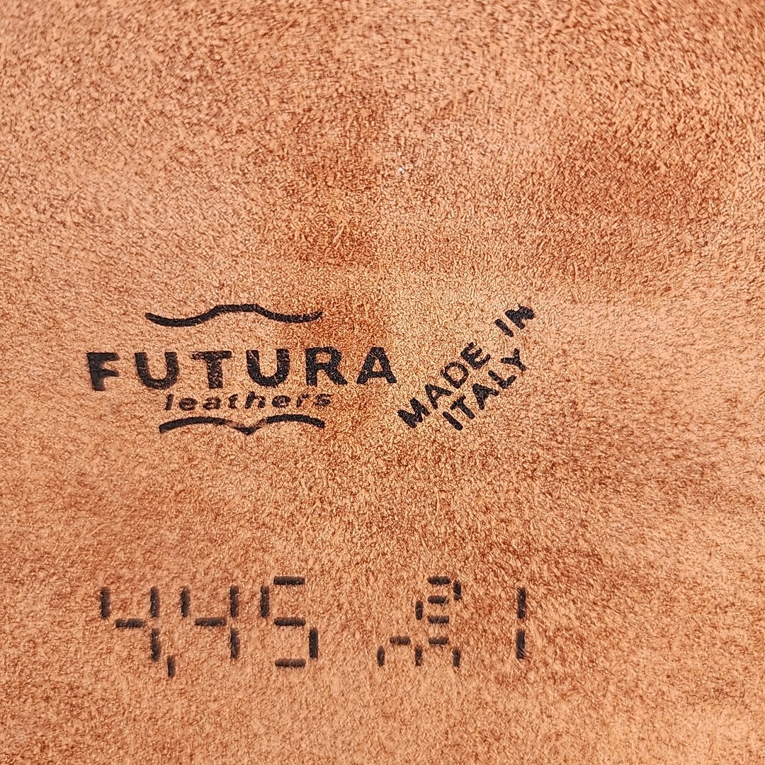 Brown Leather Whole Cow Hide High Quality 47.8 sqft Nutmeg Brown L2