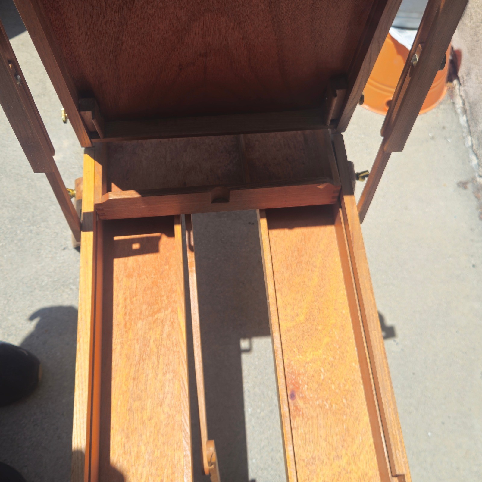 Monet French Style Folding Wood Easel Unisex Adjustable Natural Plein Air Box
