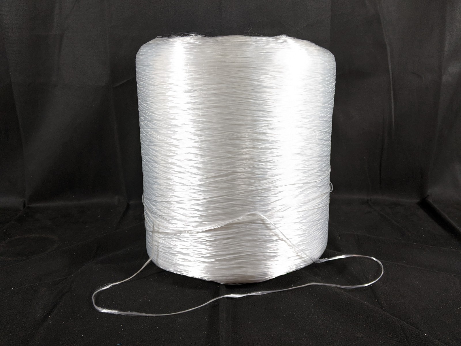Bulk Synthetic Filament Yarn Strands White 27 Pounds 1880DTEX/384f – Wig Making