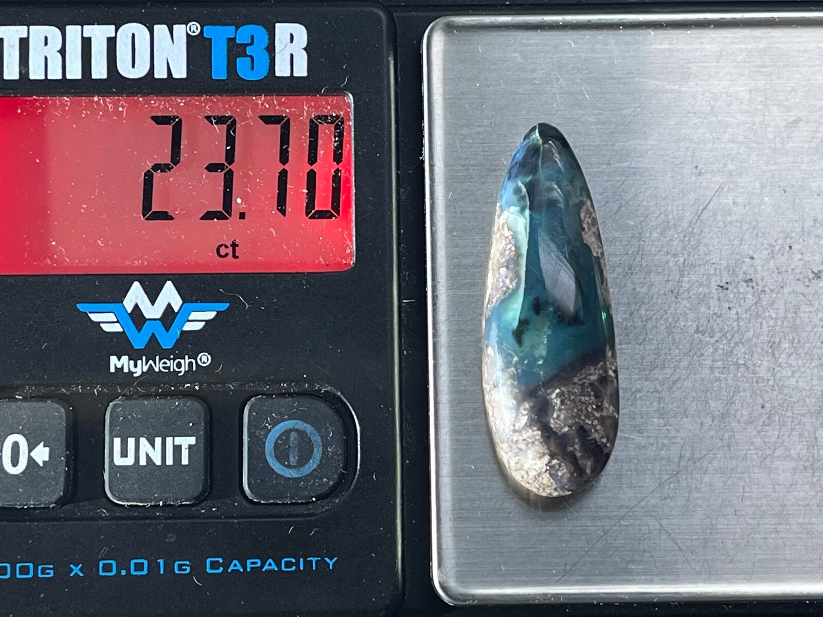 Needles Blue Agate 23.7 Cab in Rhyolite Porphyry Pear tear drop Blue Danube , AZ