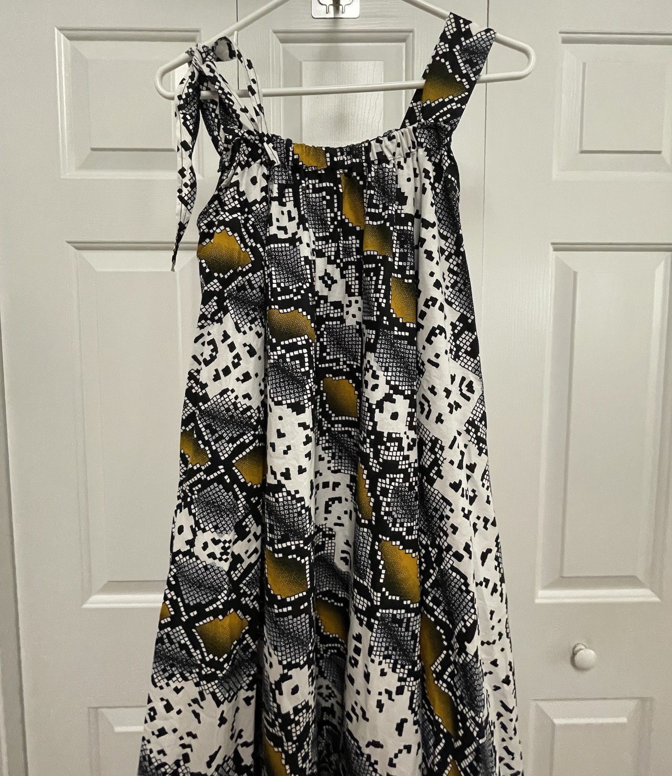 African Wax Print Maxi Flared Sleeveless Dress Snakeskin Design Pockets Size S
