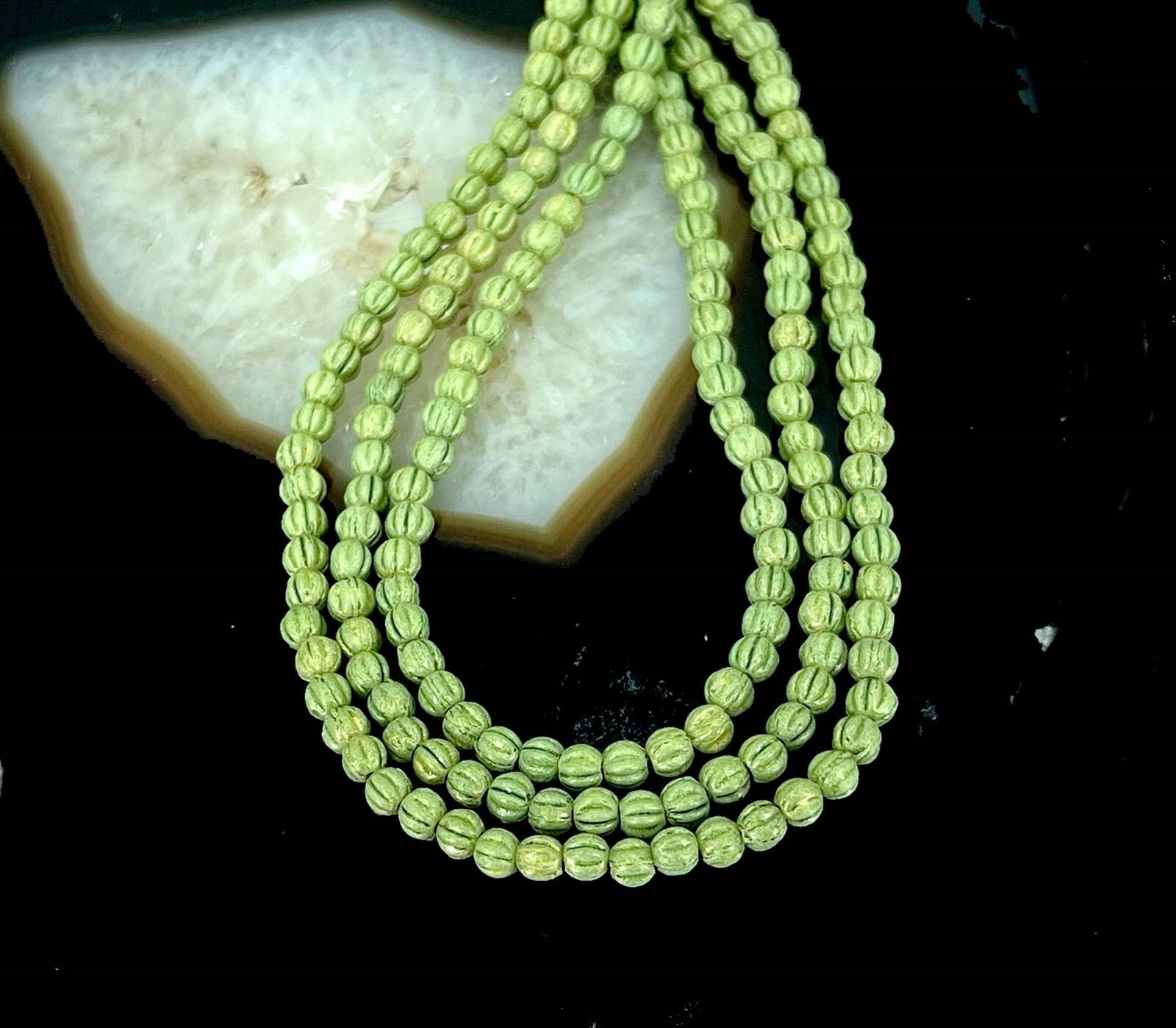 50 Czech Glass Melon Round Beads Chartreuse Green 3mm – Pacifica – Avocado
