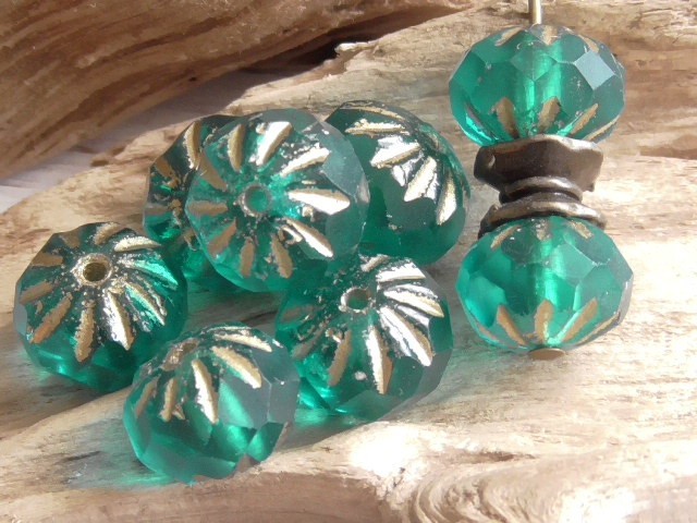 8 – 10x7mm CZECH TRANSPARENT CARIBBEAN BLUE GREEN GOLD WASH FACETED CRULLER BEAD
