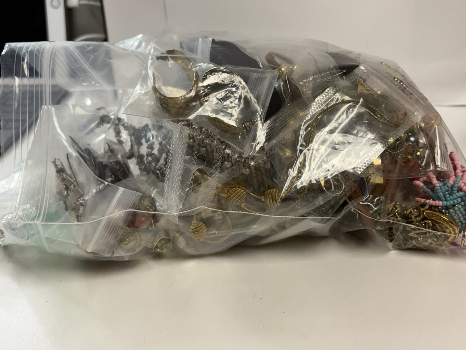 2 + Pounds Jewelry ~ UNSEARCHED ~ STORAGE UNIT FINDS ~ READ DESCRIPTION
