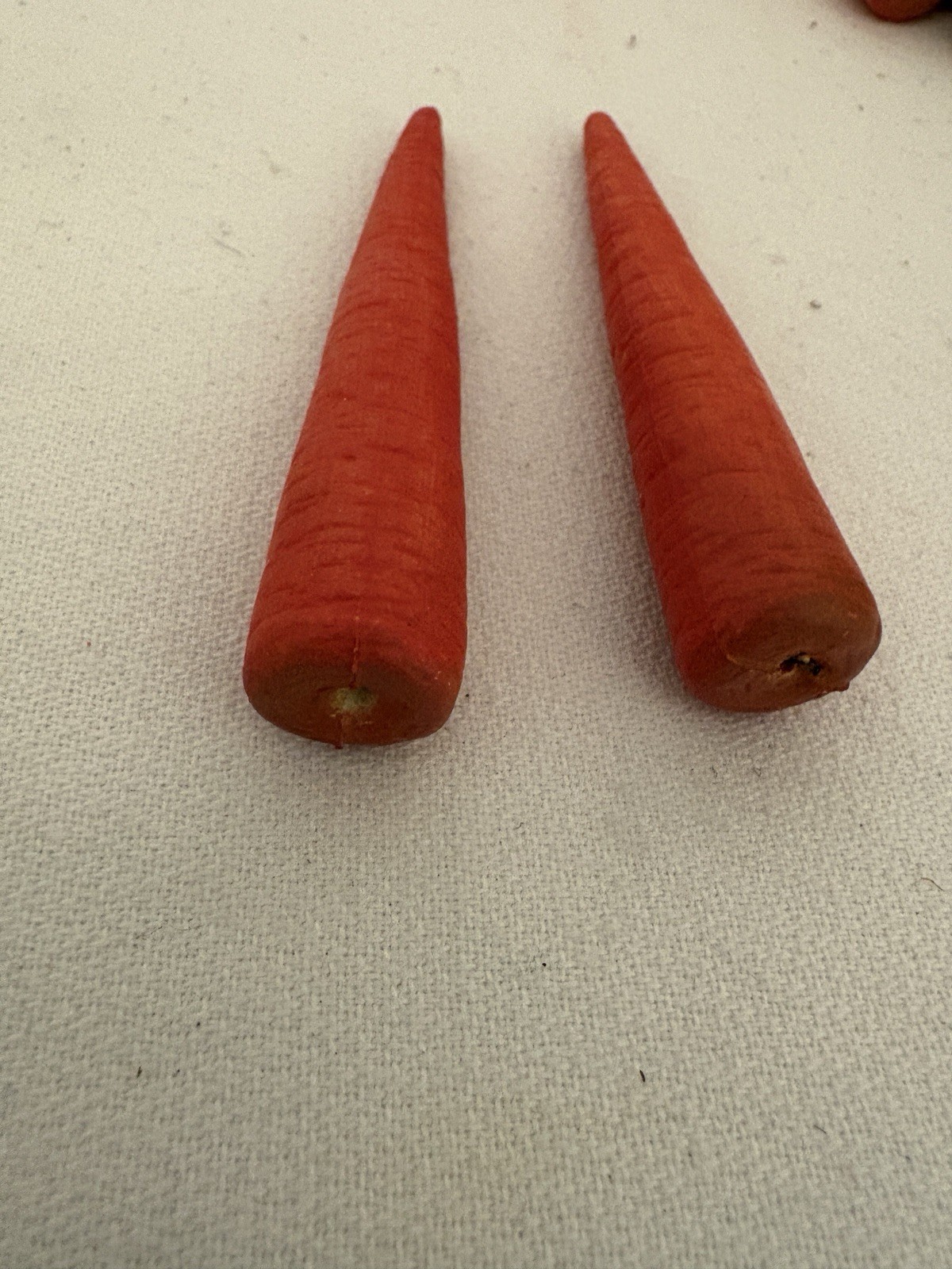 Lot 65 Mini Carrots Realistic Fake Carrot Vegetable Food Plastic Photos Decor